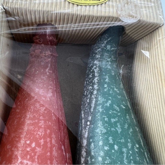 Vintage Mary's Art Candles Set - Red and Green Holdiay Christmas Decor - Picture 2 of 5